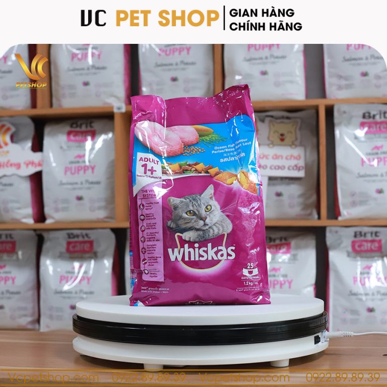 Thức ăn hạt Whiskas cho mèo trưởng thành vị cá biển