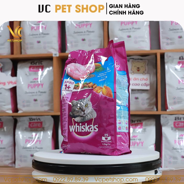 Thức ăn hạt Whiskas cho mèo trưởng thành vị cá biển
