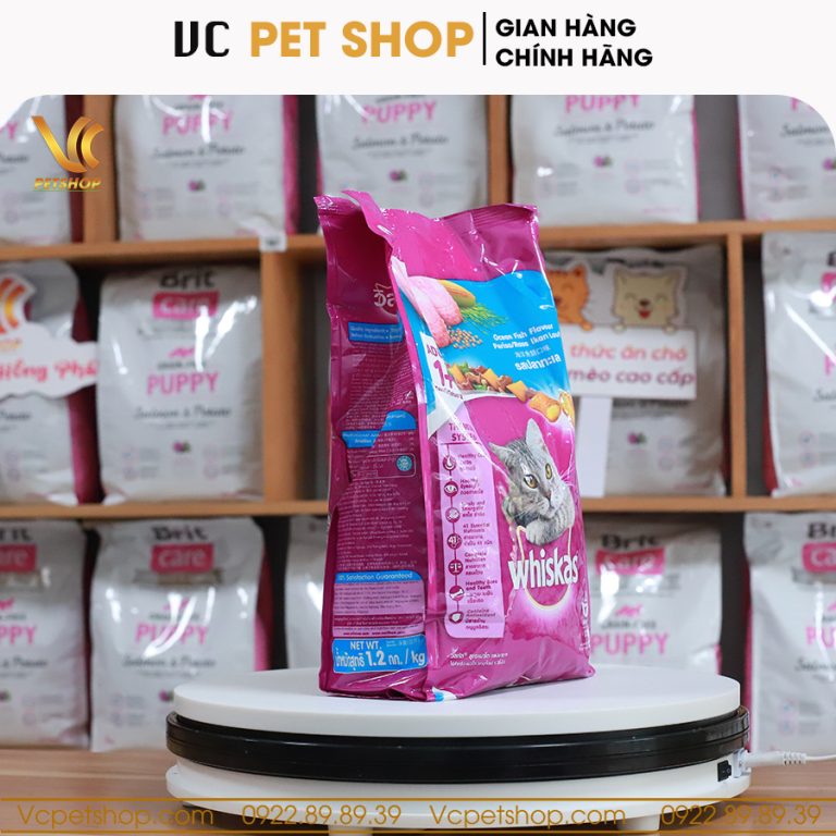 Thức ăn hạt Whiskas cho mèo trưởng thành vị cá biển