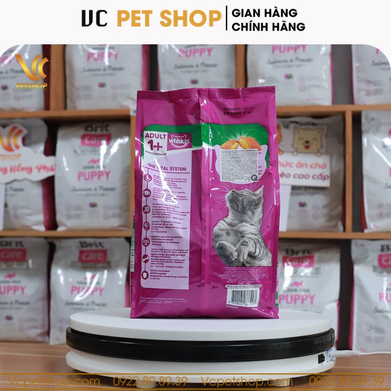 Thức ăn hạt Whiskas cho mèo trưởng thành vị cá ngừ