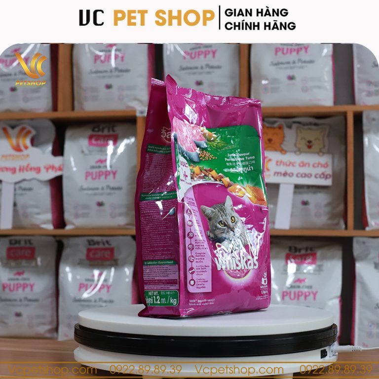 Thức ăn hạt Whiskas cho mèo trưởng thành vị cá ngừ